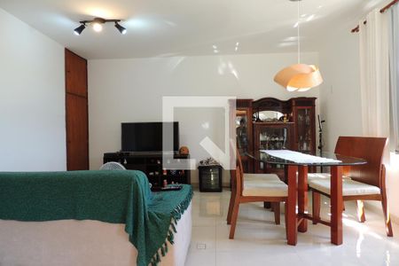 Casa à venda com 382m², 9 quartos e 3 vagasSala - casa 2