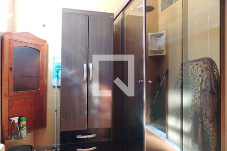 Casa à venda com 382m², 9 quartos e 3 vagasBanheiro social - Casa 1