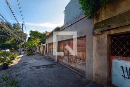 Casa à venda com 382m², 9 quartos e 3 vagasFachada