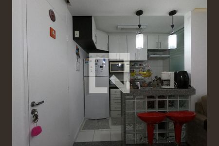 Sala de apartamento à venda com 2 quartos, 47m² em Pirajussara, São Paulo