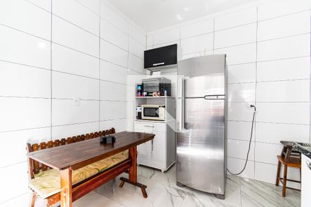 Casa à venda com 200m², 6 quartos e 2 vagas Casa à venda com 200m², 6 quartos e 2 vagasSala/Cozinha Kitnet 3