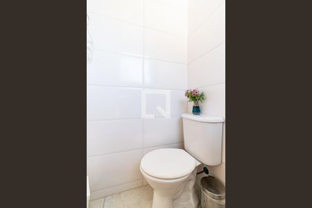 Casa à venda com 200m², 6 quartos e 2 vagas Casa à venda com 200m², 6 quartos e 2 vagasbanheiro do studio