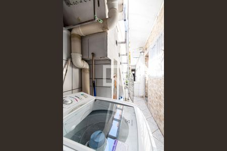 Casa à venda com 200m², 6 quartos e 2 vagas Casa à venda com 200m², 6 quartos e 2 vagasLavanderia KItnet 3