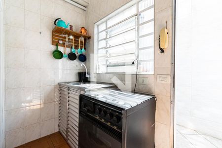 Casa à venda com 200m², 6 quartos e 2 vagas Casa à venda com 200m², 6 quartos e 2 vagasSala/Cozinha Kitnet 2