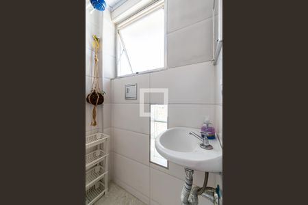 Casa à venda com 200m², 6 quartos e 2 vagas Casa à venda com 200m², 6 quartos e 2 vagasbanheiro do studio