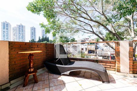 Casa à venda com 200m², 6 quartos e 2 vagas Casa à venda com 200m², 6 quartos e 2 vagassolário