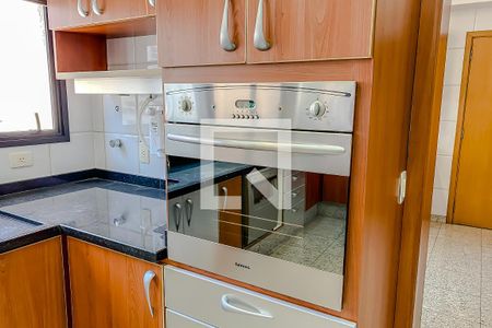 Apartamento para alugar com 130m², 3 quartos e 2 vagasDetalhe Cozinha