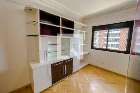 Apartamento para alugar com 130m², 3 quartos e 2 vagasSuite