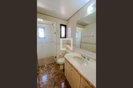 Apartamento para alugar com 130m², 3 quartos e 2 vagasBanheiro da Suite