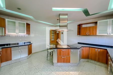 Apartamento para alugar com 130m², 3 quartos e 2 vagasCozinha