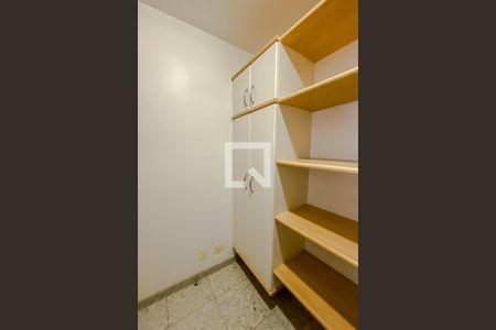 Apartamento para alugar com 130m², 3 quartos e 2 vagasDispensa