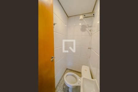 Apartamento para alugar com 130m², 3 quartos e 2 vagasBanheiro de Serviço