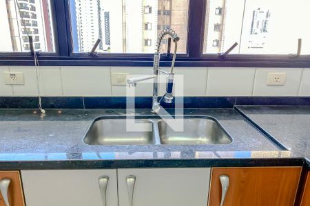 Apartamento para alugar com 130m², 3 quartos e 2 vagasDetalhe Cozinha