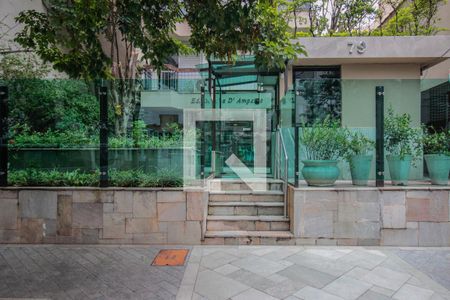 Studio para alugar com 35m², 1 quarto e 1 vaga Studio para alugar com 35m², 1 quarto e 1 vagaFachada