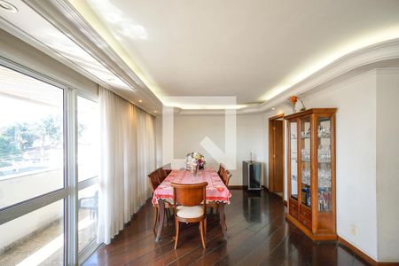 Apartamento à venda com 188m², 4 quartos e 3 vagasSala de jantar