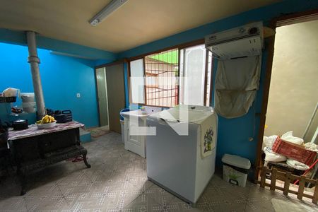 Casa à venda com 216m², 2 quartos e 2 vagasLavanderia