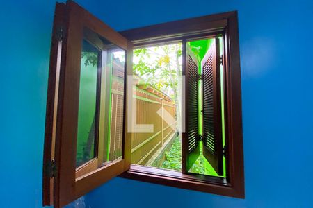 Casa à venda com 216m², 2 quartos e 2 vagasJanela do Quarto 2