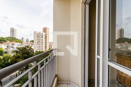 Sacada de apartamento para alugar com 2 quartos, 49m² em Vila Firmiano Pinto, São Paulo