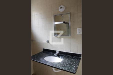 Casa à venda com 180m², 4 quartos e sem vagabanheiro