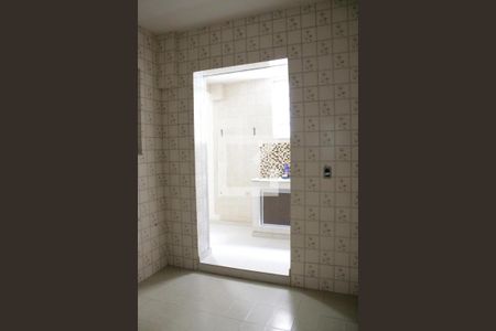 Casa à venda com 180m², 4 quartos e sem vagaquarto 2