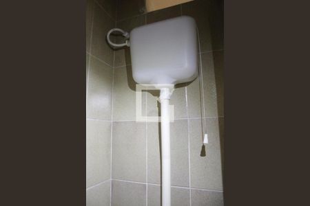 Casa à venda com 180m², 4 quartos e sem vagabanheiro 1