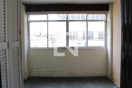 Casa à venda com 180m², 4 quartos e sem vagaquarto 3