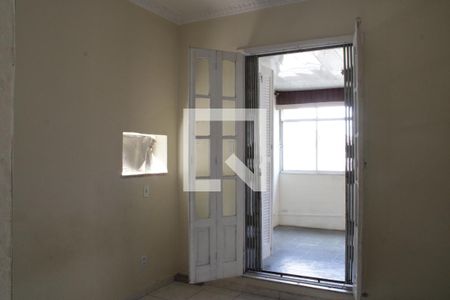 Casa à venda com 180m², 4 quartos e sem vagaquarto 3