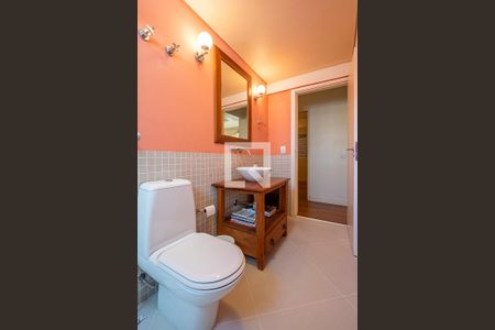 Apartamento à venda com 101m², 3 quartos e 2 vagas Apartamento à venda com 101m², 3 quartos e 2 vagasBanheiro Social