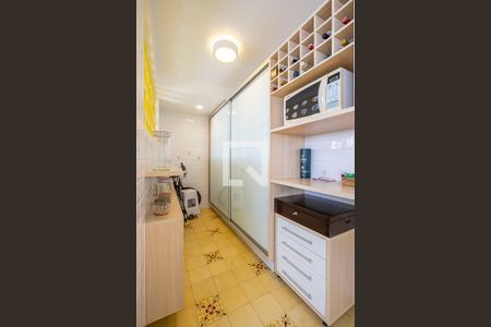 Apartamento à venda com 101m², 3 quartos e 2 vagas Apartamento à venda com 101m², 3 quartos e 2 vagasCozinha