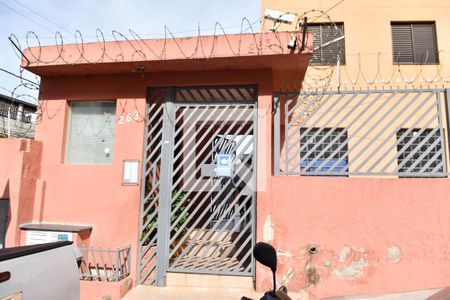 Apartamento à venda com 48m², 2 quartos e sem vaga Apartamento à venda com 48m², 2 quartos e sem vagaFachada e portaria