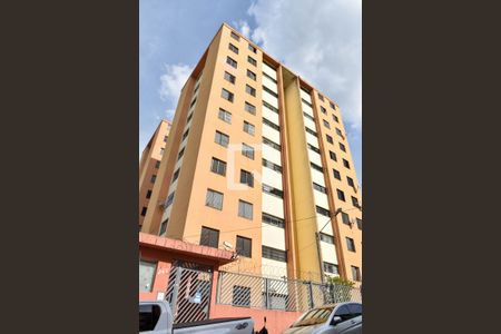 Apartamento à venda com 48m², 2 quartos e sem vaga Apartamento à venda com 48m², 2 quartos e sem vagaFachada e portaria