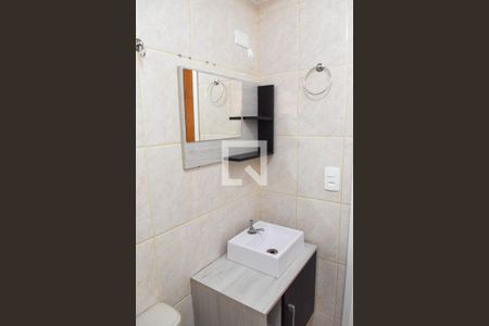 Apartamento à venda com 48m², 2 quartos e sem vaga Apartamento à venda com 48m², 2 quartos e sem vagaBanheiro Social