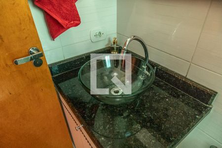 Casa à venda com 150m², 3 quartos e 5 vagas Casa à venda com 150m², 3 quartos e 5 vagasBanheiro da Suíte