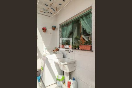 Casa à venda com 150m², 3 quartos e 5 vagas Casa à venda com 150m², 3 quartos e 5 vagasÁrea de Serviço