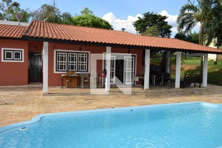 Casa para alugar com 328m², 3 quartos e 8 vagasPiscina