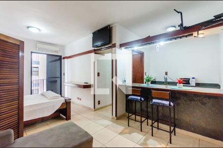 Sala e quarto de kitnet/studio para alugar com 1 quarto, 30m² em Centro, São Vicente
