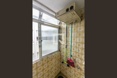 Apartamento à venda com 65m², 2 quartos e sem vaga Apartamento à venda com 65m², 2 quartos e sem vagaÁrea de Serviço