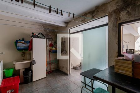 Casa à venda com 160m², 3 quartos e 1 vagaÁrea de Serviço