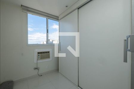 Quarto 2 de apartamento para alugar com 2 quartos, 50m² em São Cristóvão, Rio de Janeiro
