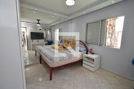 Casa à venda com 238m², 3 quartos e 2 vagas Casa à venda com 238m², 3 quartos e 2 vagasQuarto 3