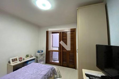 Casa à venda com 223m², 5 quartos e 2 vagasQuarto 4