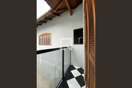 Casa à venda com 223m², 5 quartos e 2 vagasSacada do Quarto 4
