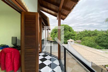 Casa à venda com 223m², 5 quartos e 2 vagasSacada do Quarto 3