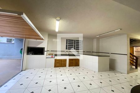 Casa à venda com 223m², 5 quartos e 2 vagasÁrea de Serviço