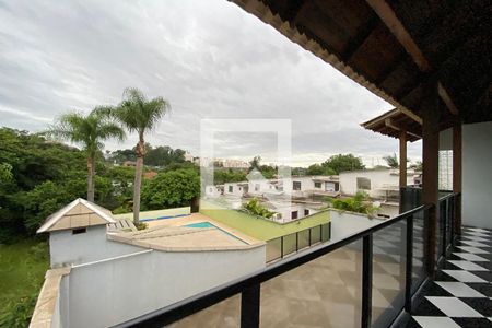 Casa à venda com 223m², 5 quartos e 2 vagasSacada Quarto 1 - Suíte