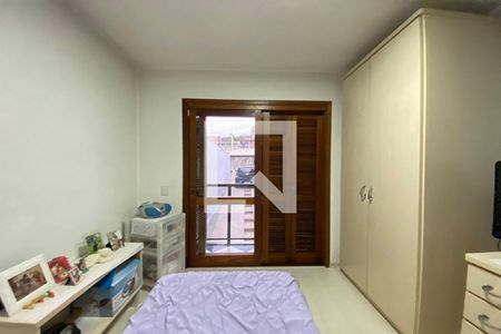 Casa à venda com 223m², 5 quartos e 2 vagasQuarto 4