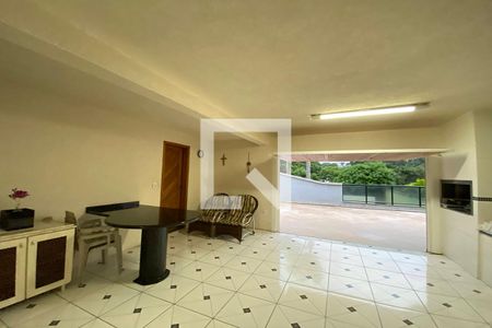 Casa à venda com 223m², 5 quartos e 2 vagasÁrea de Serviço