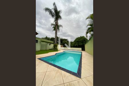 Casa à venda com 223m², 5 quartos e 2 vagasPiscina