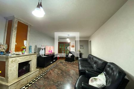 Sala de casa à venda com 5 quartos, 223m² em Rondônia, Novo Hamburgo