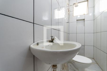 Casa para alugar com 38m², 1 quarto e sem vaga Casa para alugar com 38m², 1 quarto e sem vagaBanheiro